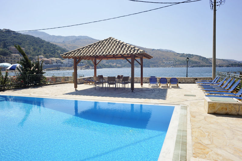 Marika Apartments Kassiopi Zewnętrze zdjęcie